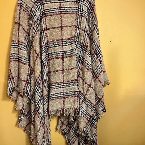 NWT Time and True Cowl Neck Cape B30 - Picture 2 of 8